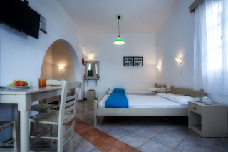 studios maragas beach naxos