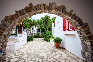 apartments entrance maragas beach